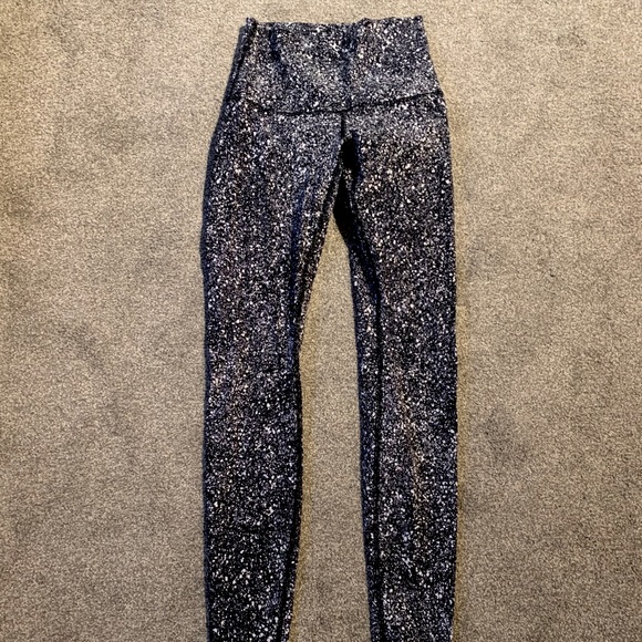 Lululemon splatter leggings size 4